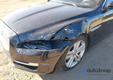 2016 Jaguar Xj Xjl Portfolio from USA, damaged, VIN SAJWJ2GD1G8W00339